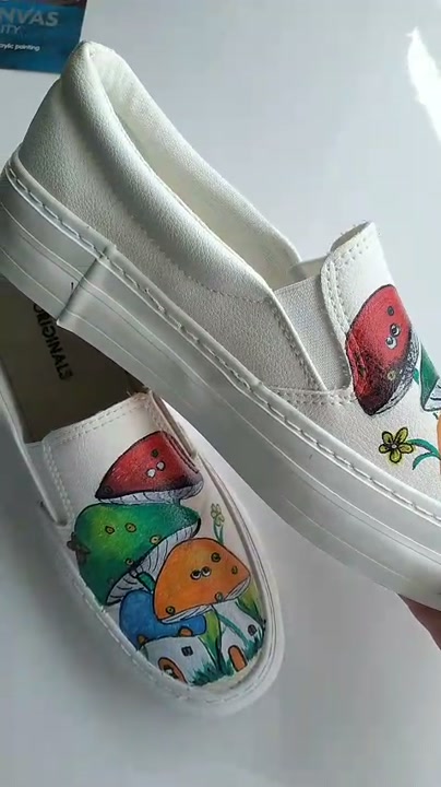 Casual slip on sneakers