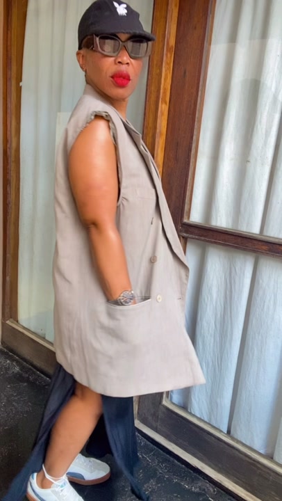 Sleeveless Blazer