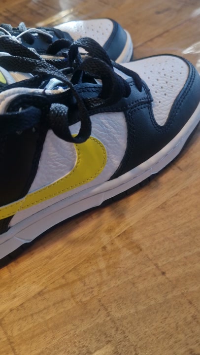 Nike Women's Sneakers in Black and White, UK 5 / EU 38