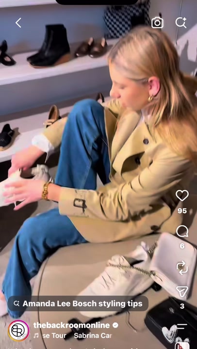 Burberry Kensington Trench Coat, Like-New Condition, Size M