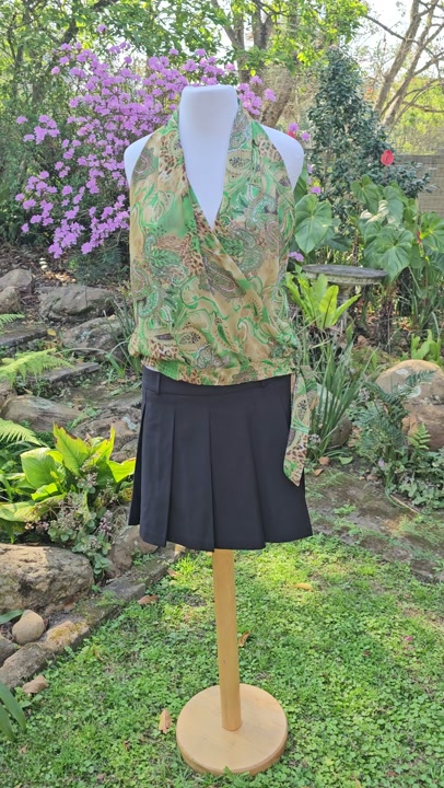 Chic Paisley Tie‑Waist Top, Size M
