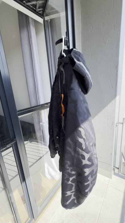 Jordan Men's Black Raincoat, Size M, Fresh Style & Premium Fit