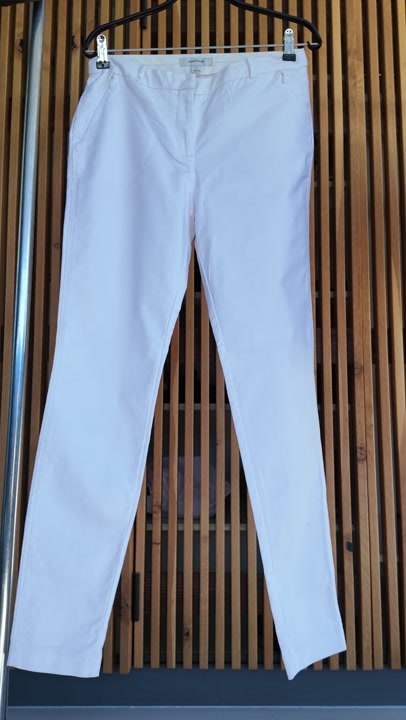 Country Road White Tapered Trousers | Size 8 | Pre-Loved