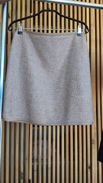Elie Tahari Gold Mini Skirt, Size 10, Like New