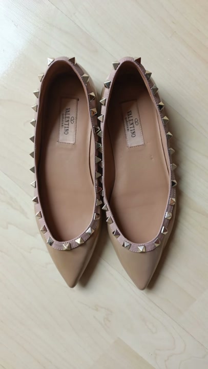 Valentino Beige Flat Shoes EU36, Pre-Loved with Honest Wear