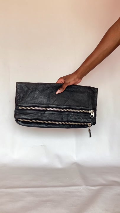 Country Road Vintage black leather clutch