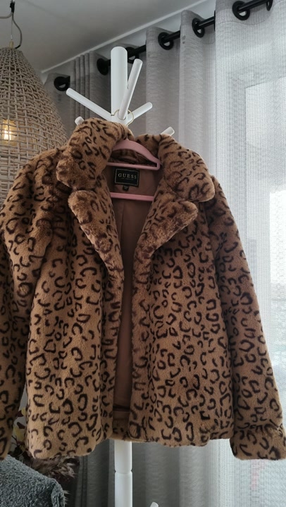 Guess Leopard-Print Faux-Fur Cropped Jacket