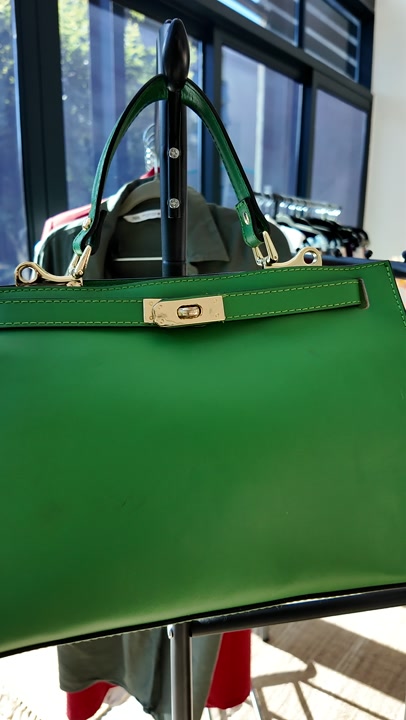 Europa Art Green Leather Handbag